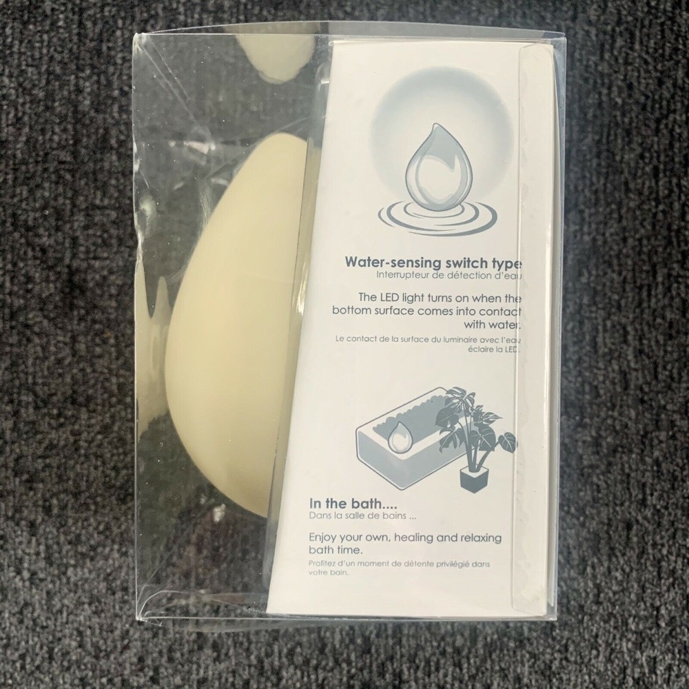 NIB Dreams White Water Drop Shaped Rainbow Gradient Color Changing Bath Light - Picture 4 of 8